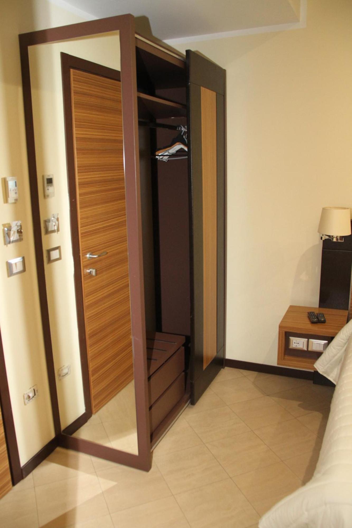 Hotel Adriana
